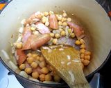３種のお豆とソーセージのスパイシー煮込み作り方4写真
