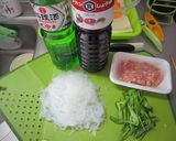 簡単ヘルシー♪鶏ひき肉と糸こんの炒め煮作り方1写真