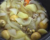 おつまみにも：鶏玉ひもの肉じゃが風作り方6写真
