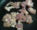 家庭で簡単♪鶏肉とナッツの炒めもの作り方3写真