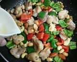 家庭で簡単♪鶏肉とナッツの炒めもの作り方7写真