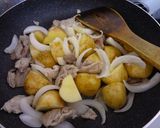 新じゃが&新たまねぎの甘辛煮♫作り方3写真