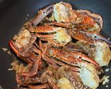 渡り蟹トマトクリームパスタ作り方1写真