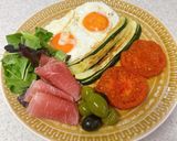 目玉焼きと焼き野菜等♪てんこ盛りプレート作り方5写真