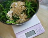 計量簡単！色鮮やか☆春菊の胡麻和え作り方2写真