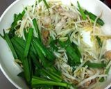 豚ニラたまごもやしの塩麴炒め作り方1写真