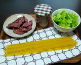 パストラミビーフとキャベツのパスタ♪作り方1写真