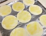 余った餃子の皮で♫パリサク チップス作り方1写真