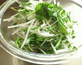 大根と水菜サラダ☆サバ缶使用！もう一品に作り方1写真