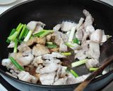 台湾料理~回鍋肉と青葱の醤油炒め作り方3写真