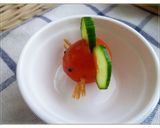 お弁当に♪ミニトマトでねずみサン♫作り方2写真