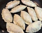 竹の子アボカドめんちの焼き餃子作り方5写真