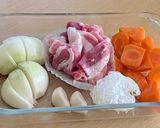 豚肉で作る みそ味の肉じゃが♪作り方1写真