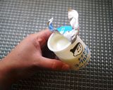 振っちゃえ！飲めるヨーグルト♪おまけ付作り方2写真