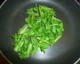 ごま油香る～せりとあげのお味噌汁作り方5写真