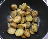 新じゃがのガーリック炒め作り方3写真