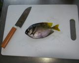 家庭の味は熱帯魚!?ヒメアイゴのあら煮作り方1写真