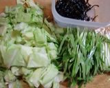 キャベツと空芯菜の新芽の昆布あえ作り方1写真