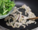 小松菜と豚肉の炒め～小鉢作り方4写真