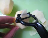 簡単✿新じゃが＆ベーコンのアンチョビ炒め作り方1写真