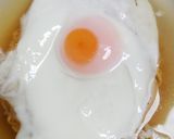 フライパンで♪チキンラーメンしろたまごのせ作り方4写真