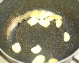 鶏手羽元のにんにく醤油煮☆作り方1写真