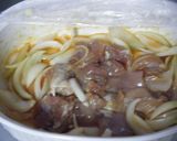 楽チン～鶏肉と玉ねぎのチリソース蒸し煮作り方3写真