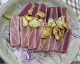 マグロのニンニクステーキ食べラー油のっけ作り方5写真