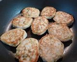 塩麹で☆にんにくポン酢だれの豆腐バーグ作り方5写真