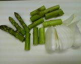 男の料理 アスパラと新玉ねぎの炒め物作り方2写真