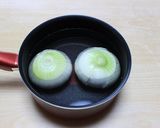 丸ごと新玉ねぎのトロトロスープ作り方1写真