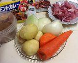 野菜嫌いも大丈夫!?なポークカレー作り方1写真