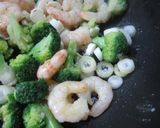 ✩一緒に食べようエビチリと野菜✩作り方4写真