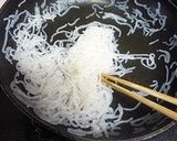 糸こんにゃく牛肉入りのきんぴら作り方2写真