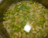 グリンピースの炊き込みご飯作り方1写真