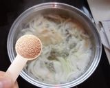 新玉葱とワカメのお吸い物作り方3写真