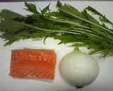 男の料理 サーモンと新玉ねぎカルパッチョ作り方1写真