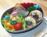 キャラ弁＊ハンバーグでドーナッツ弁当＊作り方4写真