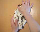 クリームチーズの入った蜂蜜レーズンパン作り方2写真