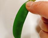 春かぶとスナップエンドウの春色サラダ🥗🌸作り方4写真