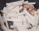 萎びた大根で簡単節約☆豚バラ大根のうま煮作り方2写真