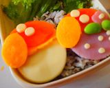 キャラ弁：ちょっぴりメタボなキョロちゃん作り方3写真