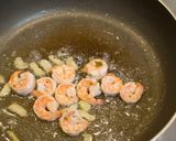 ルッコラとエビのパスタ。作り方4写真