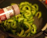 刺激的！ホットチリゴーヤ炒め作り方3写真