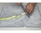 鶏むね肉のマヨ照り炒め★動画あり★作り方1写真