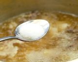 韓国料理ー牛肉と大根のスープ:ソコギグッ作り方4写真