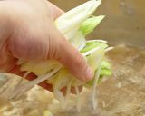 韓国料理ー牛肉と大根のスープ:ソコギグッ作り方5写真