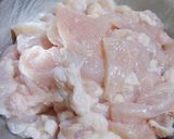 柔らか～♪鶏むね肉と玉ねぎの甘酢あんかけ作り方1写真