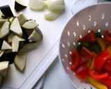 茄子とパプリカのピリ辛そぼろ作り方1写真