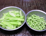 グリンピースのさやと小エビのかき揚作り方1写真